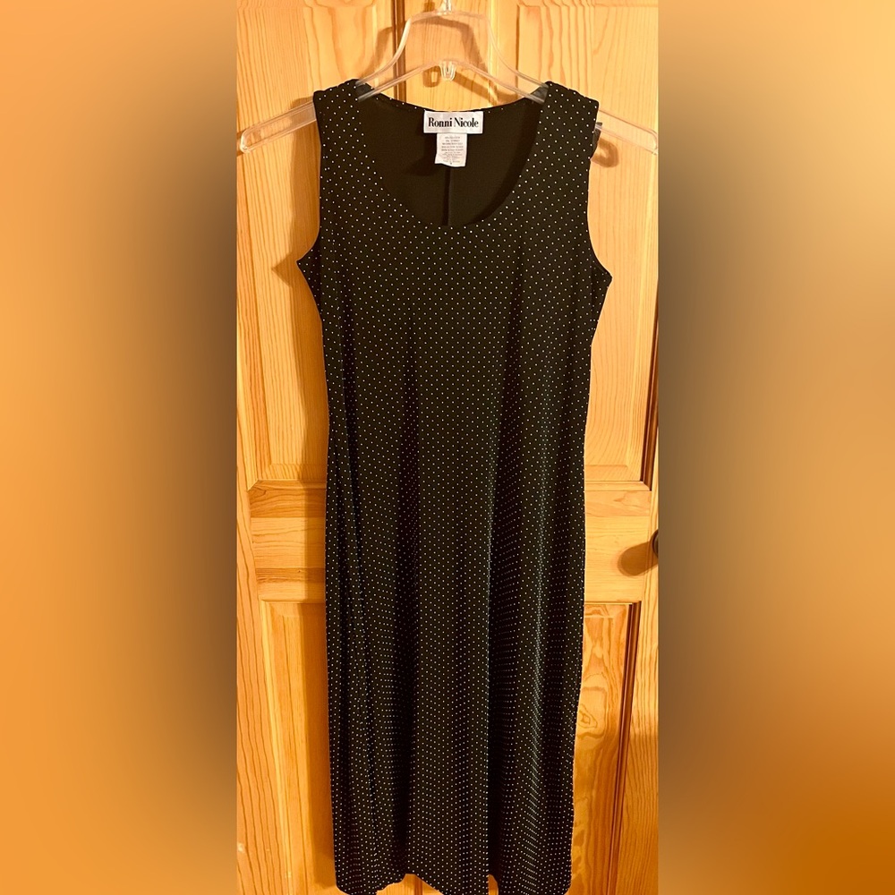 Ronni Nicole Black White Polka Dot Sleeveless Midi Dress Travel Knit Size 8